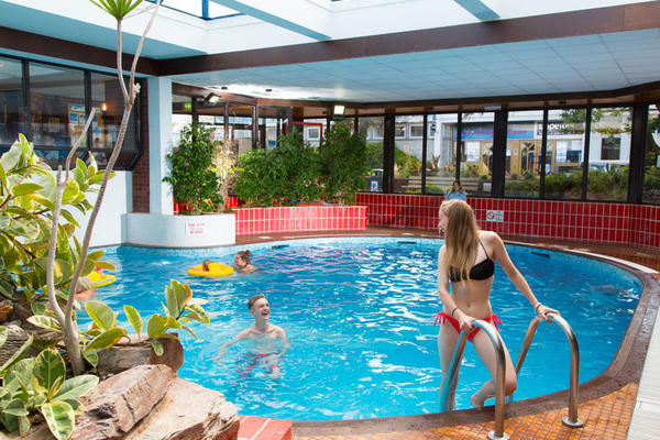 the indoor swimming swimming pool